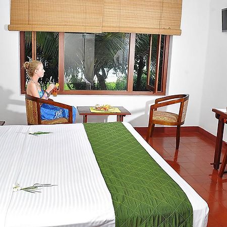 Koggala Beach Hotel Exterior photo