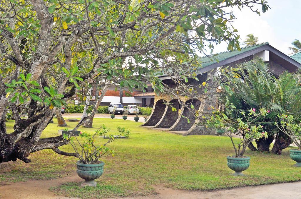 Koggala Beach Hotel Exterior photo